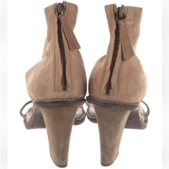 Brunello Cucinelli suede heels size 6.5 - Picture 12 of 13